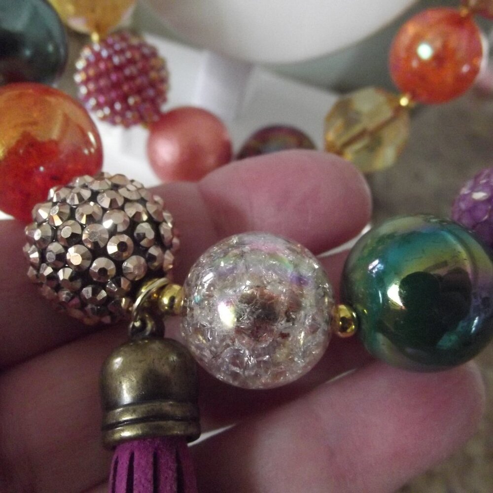 Lot of 2 Necklaces Chunky Beaded Artisan Made - Purple, teal, pink & Gold Tones - Picture 3 of 7